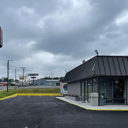 Motel 6 Wytheville Va Exterior foto
